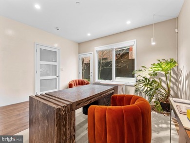A Rare First Offering. A privately curated, custom end-unit - photo 18
