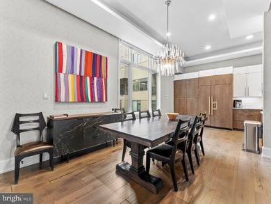 A Rare First Offering. A privately curated, custom end-unit - photo 24