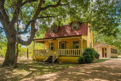 In the heart of the Texas Hill Country Wine Trail, this - photo 33