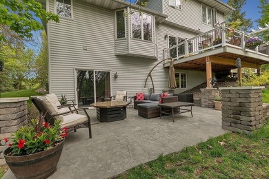 Welcome to your private retreat in The Woodlands of Livonia - photo 4