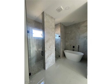 STUNNING MODERN NEW CONTRUCTION with POOL!! NO FLOOD ZONE. this - photo 14