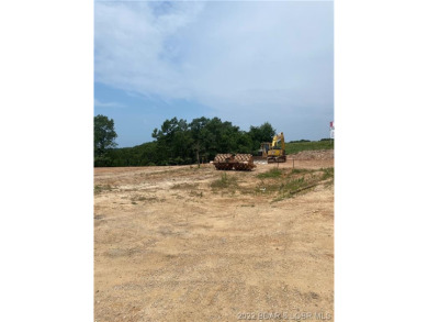 Lake of the Ozarks Commercial For Sale in Linn  Creek Missouri