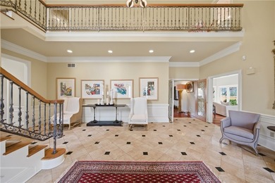 Stately and architecturally significant home in Franklin Park on - photo 6