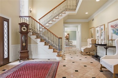 Stately and architecturally significant home in Franklin Park on - photo 8
