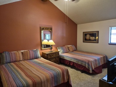 Location, location! Spacious 2 bedroom and 2 full bath condo - photo 14