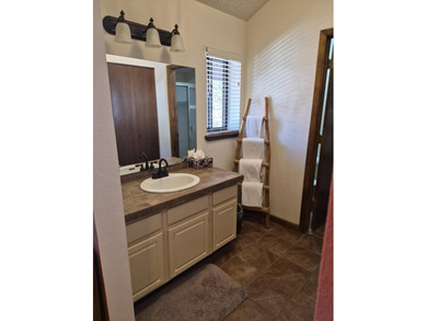 Location, location! Spacious 2 bedroom and 2 full bath condo - photo 16