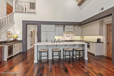This beautiful 4-bedroom, 4.5-bathroom cottage offers 3,094 - photo 19