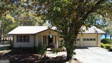 Lake Home For Sale in Lavonia, Georgia