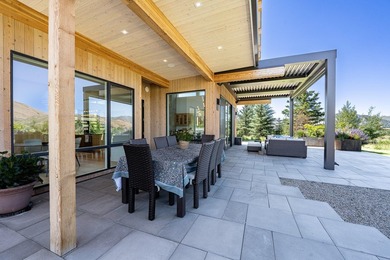 Custom built in 2021 with a recent addition off of the primary - photo 34