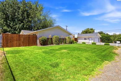 MLS# 294620 Just steps from the Columbia River and walking - photo 36