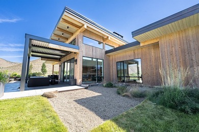Custom built in 2021 with a recent addition off of the primary - photo 41