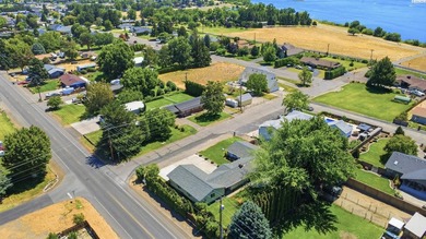 MLS# 294620 Just steps from the Columbia River and walking - photo 42