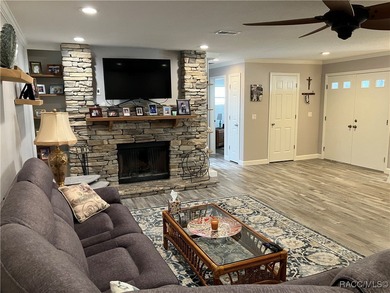 $7,500 NEW PRICE REDUCTION! Beautiful VILLA on the CANAL with - photo 6