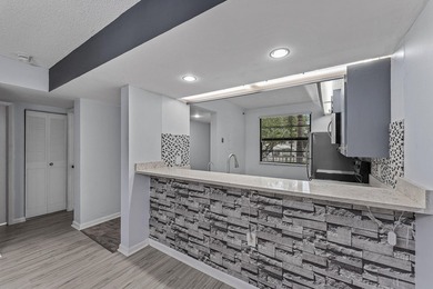Beautiful and spacious 2 bdrms, 2baths apartment in the - photo 8