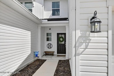 Under $300,000 in Wells Creek! This better-than-new 3BD/ 2.5BA - photo 3