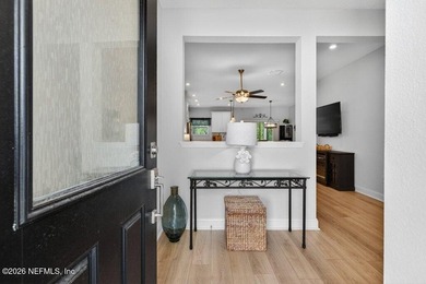 Under $300,000 in Wells Creek! This better-than-new 3BD/ 2.5BA - photo 4