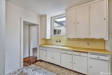 Major fixer upper. Great opportunity to restore this classic - photo 7