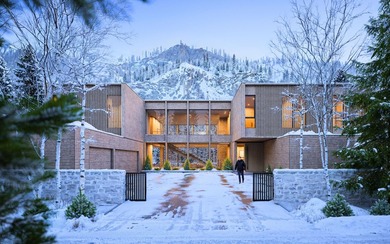 Riverview offers a refined expression of contemporary mountain - photo 12