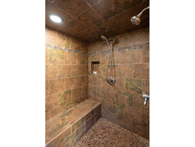 Immerse yourself in unparalleled luxury with this magnificent - photo 18