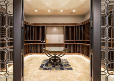 A Legacy Estate. Set on 35 acres, adjacent to BLM, and located 8 - photo 31