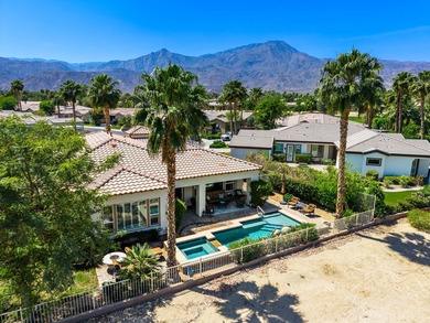 Premium golf course pool home ideally positioned on the tee - photo 1