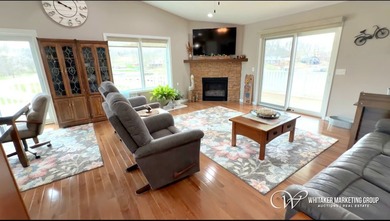 Positioned to capture sweeping lake views, this Lake Thunderhead - photo 9