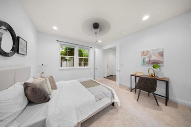Modern Luxury Meets Everyday Convenience in the Highly Desirable - photo 4
