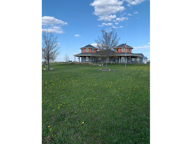 Here is your incredible custom built country home on 10 acres - photo 4