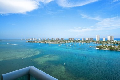 Beautifully upgraded 2 BR + den, 2 remodeled BA overlooking the - photo 2