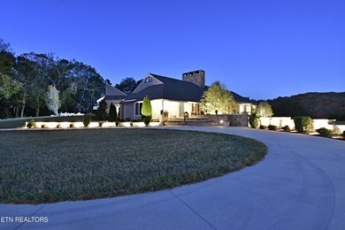 Once-in-a-lifetime Opportunity! Full of Charm and History this - photo 6