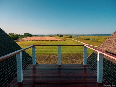 Behind a lush privet hedge, this expansive 102+ acre waterside - photo 13