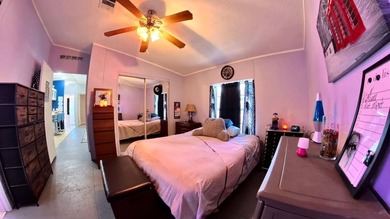 This 2002 double-wide manufactured home offers 3 bedrooms and 2 - photo 20