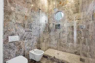 21 Blackwater Street presents a rare opportunity to own one of - photo 30