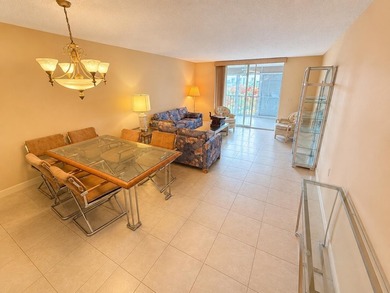 Huntington Lakes Condo For Sale in Delray Beach Florida