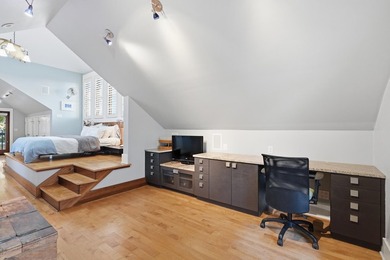 21 Blackwater Street presents a rare opportunity to own one of - photo 38