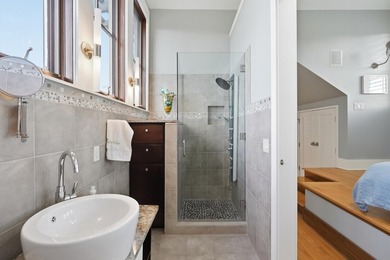 21 Blackwater Street presents a rare opportunity to own one of - photo 40