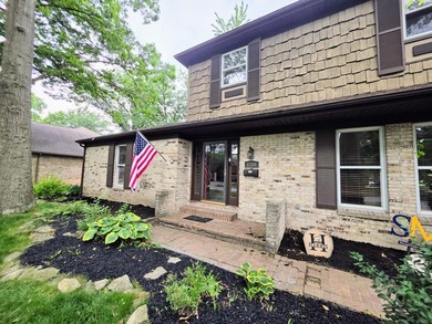 Welcome to 1206 Hawthorne Street in St. Marys! This spacious - photo 2
