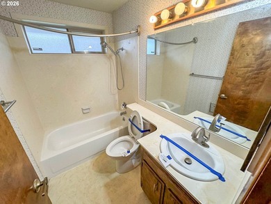 Three bedroom, two bath home in Salemtowne Civic Association 55+ - photo 24