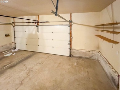 Three bedroom, two bath home in Salemtowne Civic Association 55+ - photo 26