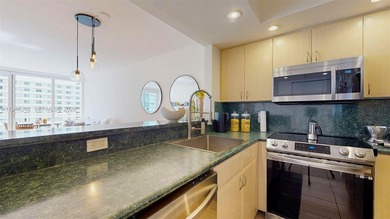 Spacious 1BR/1BA at 5600 Collins with huge private balcony