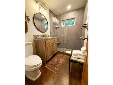 A well kept secret is this fabulous four bedroom three bath home - photo 31