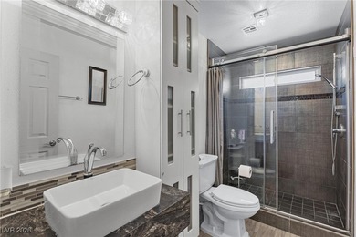 Welcome to this single-story home less than 1.5 miles from Las