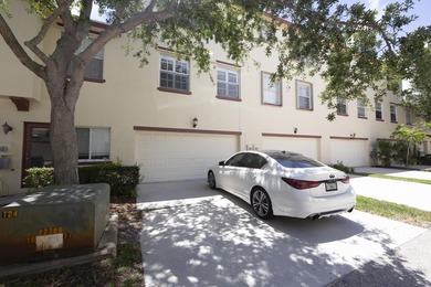Welcome to this beautifully maintained turn-key three-story - photo 3
