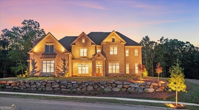 SOPHISTICATED ELEGANCE THROUGHOUT THIS STUNNING NEW CUSTOM - photo 11