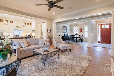 Open concept design, expansive windows offering light-filled - photo 11