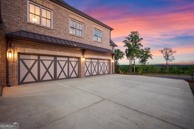 SOPHISTICATED ELEGANCE THROUGHOUT THIS STUNNING NEW CUSTOM - photo 13