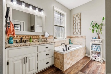 Welcome Home! Move in Ready with nice remodel! This beautiful - photo 17
