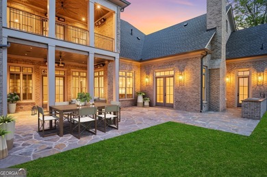 SOPHISTICATED ELEGANCE THROUGHOUT THIS STUNNING NEW CUSTOM - photo 17