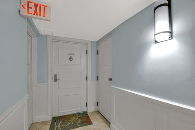 ***RARELY ON THE MARKET***STUNNING 2 BEDROOM, 2 BATHROOM - photo 7