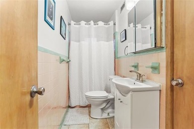From the saltwater pool and private home theatre to the - photo 20